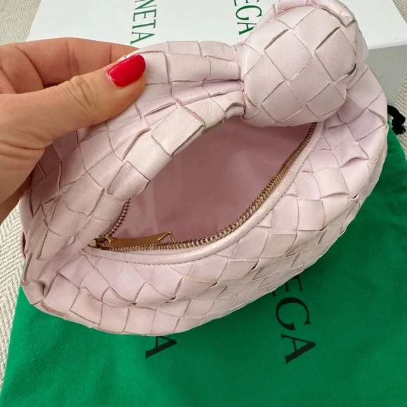 Bottega Veneta Mini Jodie - Picture 10 of 16